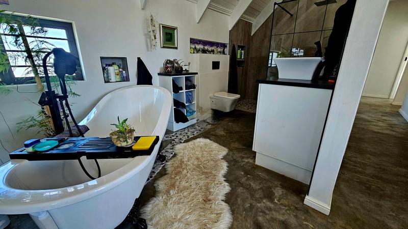 3 Bedroom Property for Sale in Dwarskersbos Western Cape